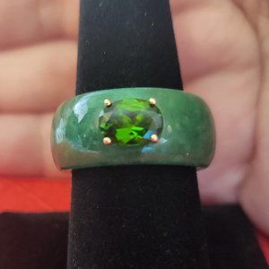 14K YG Natural Chrome Diopside and Green Jade Band Ring SZ 8